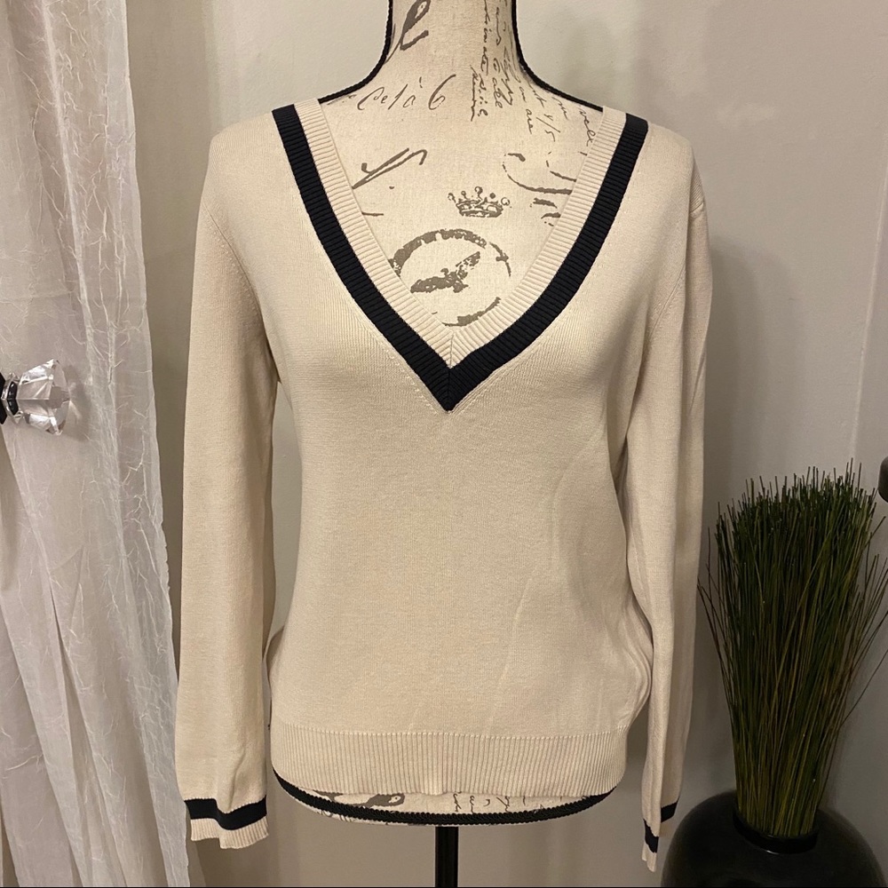 Ann Taylor LOFT V Neck Sweater Top Size M